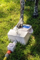 Karlie Vodní fontána sešlapávací bílá 25,5x18x8cm